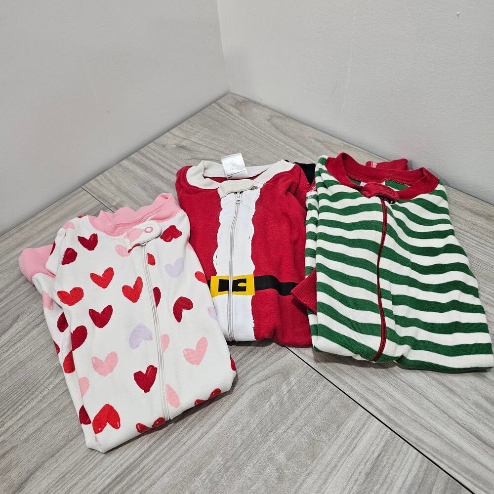 Hanna Andersson Lot Set 2 Baby Sleeper Christmas Valentines Santa Stripe Heart